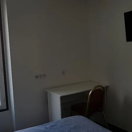 De La Paix Hotel 3*
